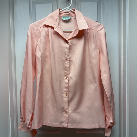 Lady Manhattan Tops - Vintage Koret by Lady Manhattan Peach Button-Up Blouse | Size 14